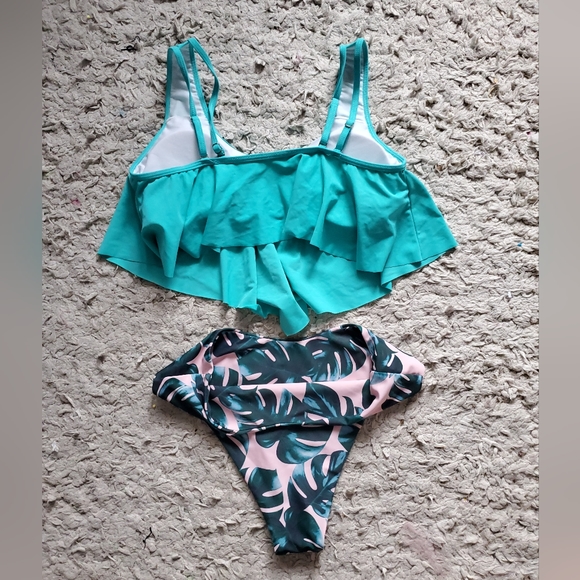 Women's xl Two piece swimsuit - Picture 4 of 5